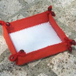 Basket in Burlap & Felt. Tie-me-up Basket. Felt & Burlap Basket